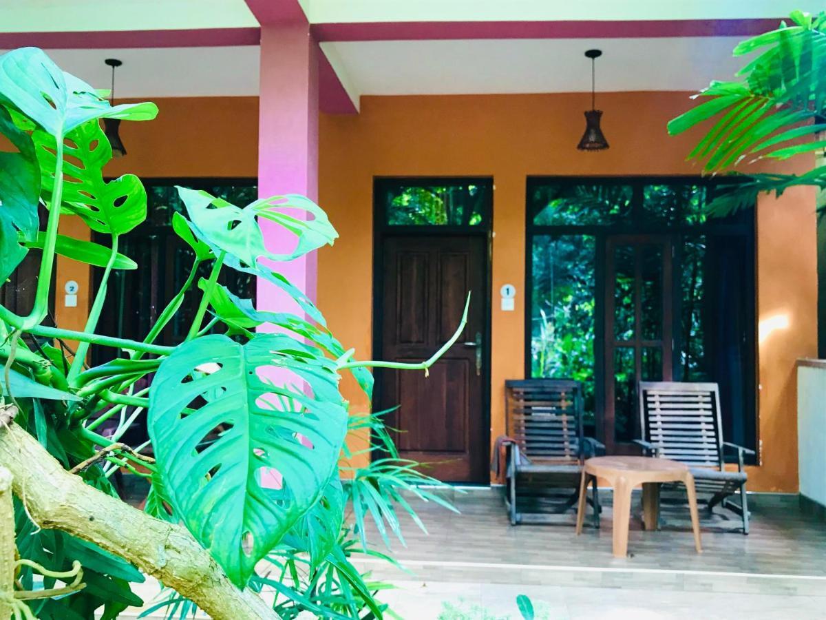 Gangadiya Lodge Сигирия Екстериор снимка